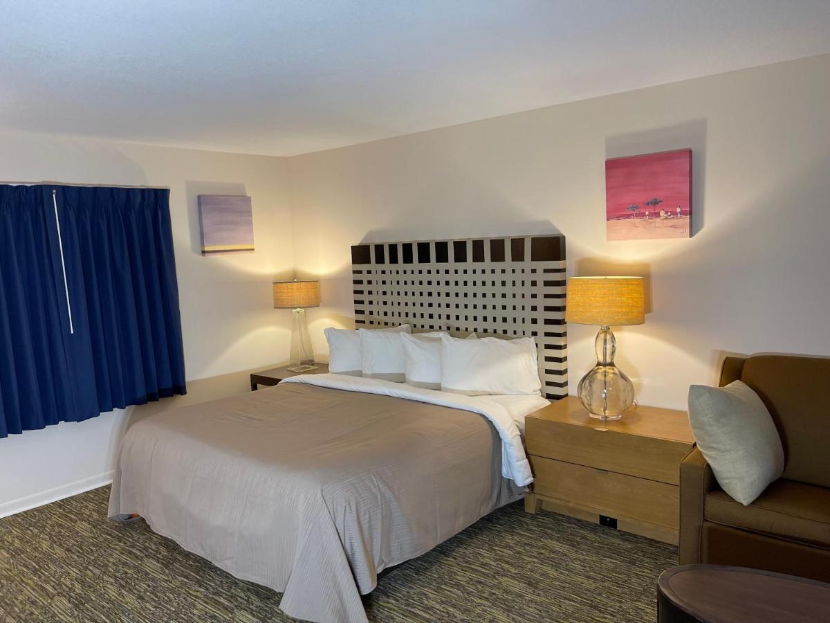 Camp Inn Lodge Oscoda Extérieur photo