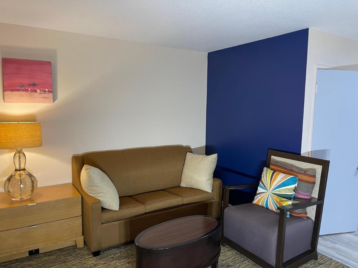 Camp Inn Lodge Oscoda Extérieur photo